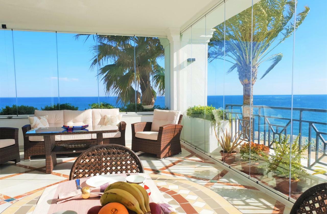 Luxury Apartment Frontal To The Sea In Estepona Doncella Beach Exteriér fotografie