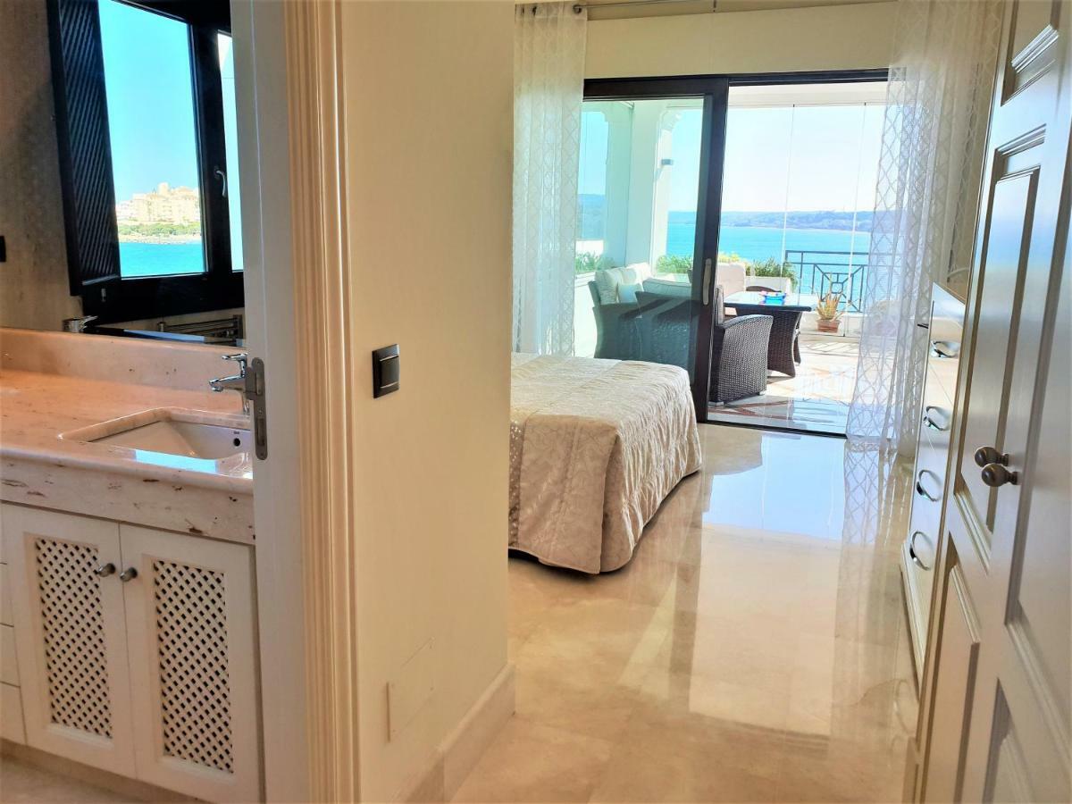 Luxury Apartment Frontal To The Sea In Estepona Doncella Beach Exteriér fotografie