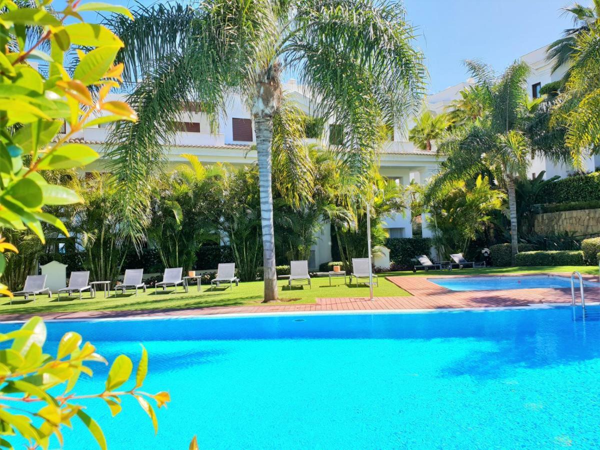 Luxury Apartment Frontal To The Sea In Estepona Doncella Beach Exteriér fotografie