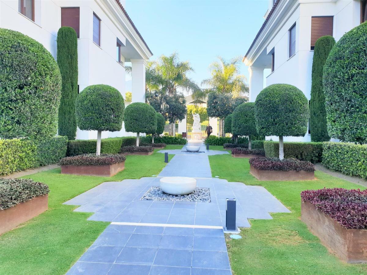 Luxury Apartment Frontal To The Sea In Estepona Doncella Beach Exteriér fotografie