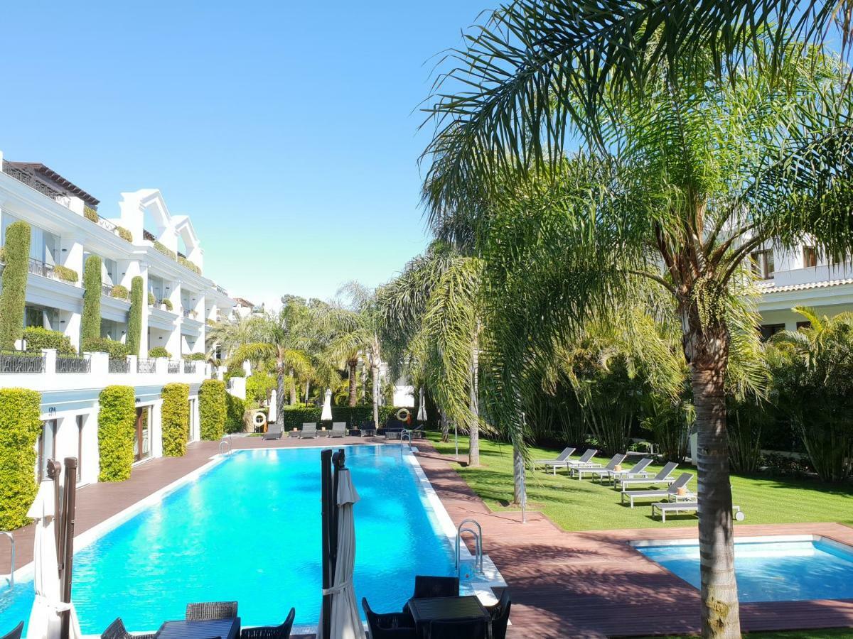 Luxury Apartment Frontal To The Sea In Estepona Doncella Beach Exteriér fotografie