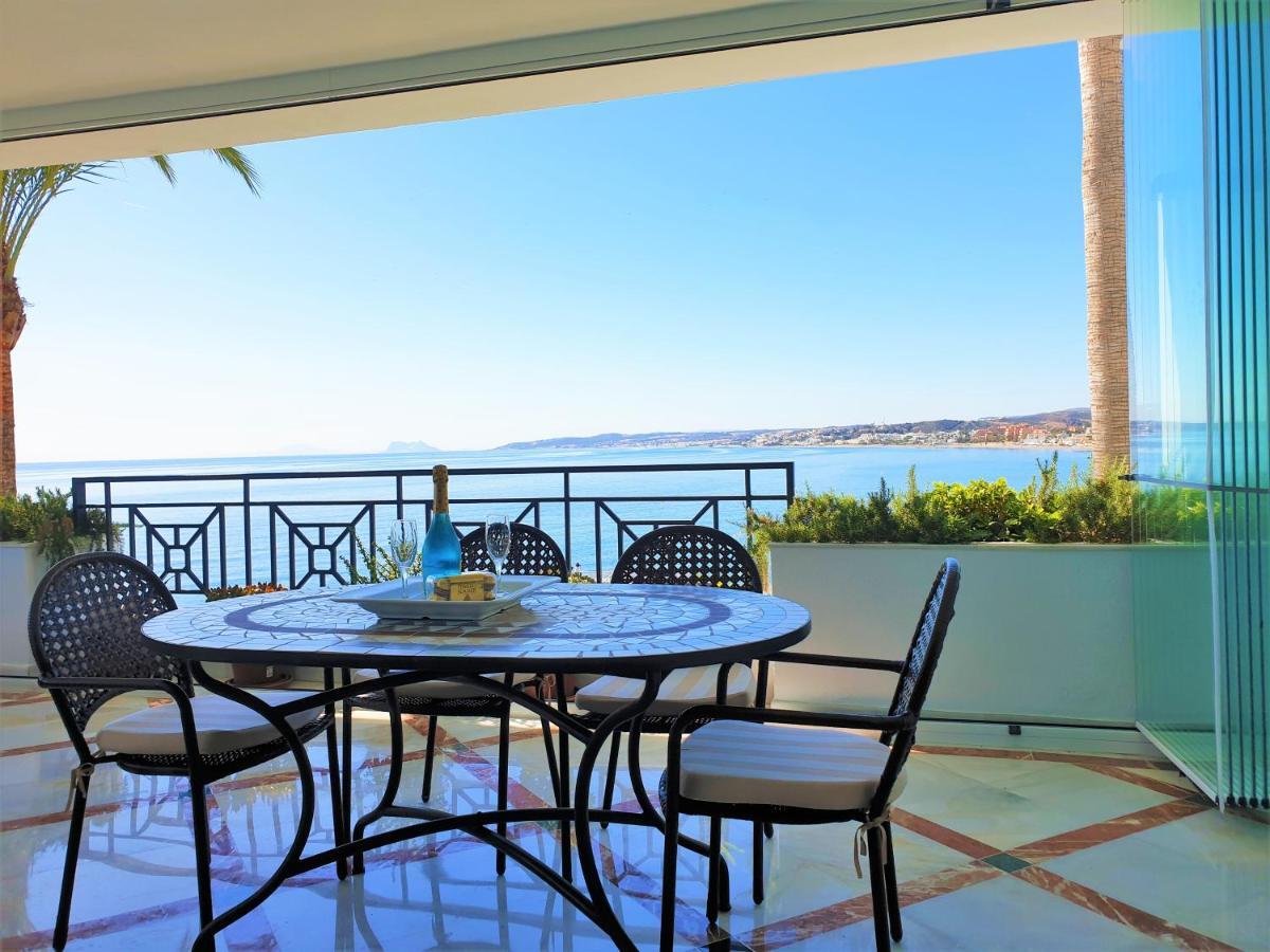 Luxury Apartment Frontal To The Sea In Estepona Doncella Beach Exteriér fotografie